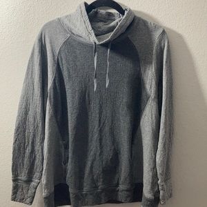 Women’s Eddie Bauer sweatshirt